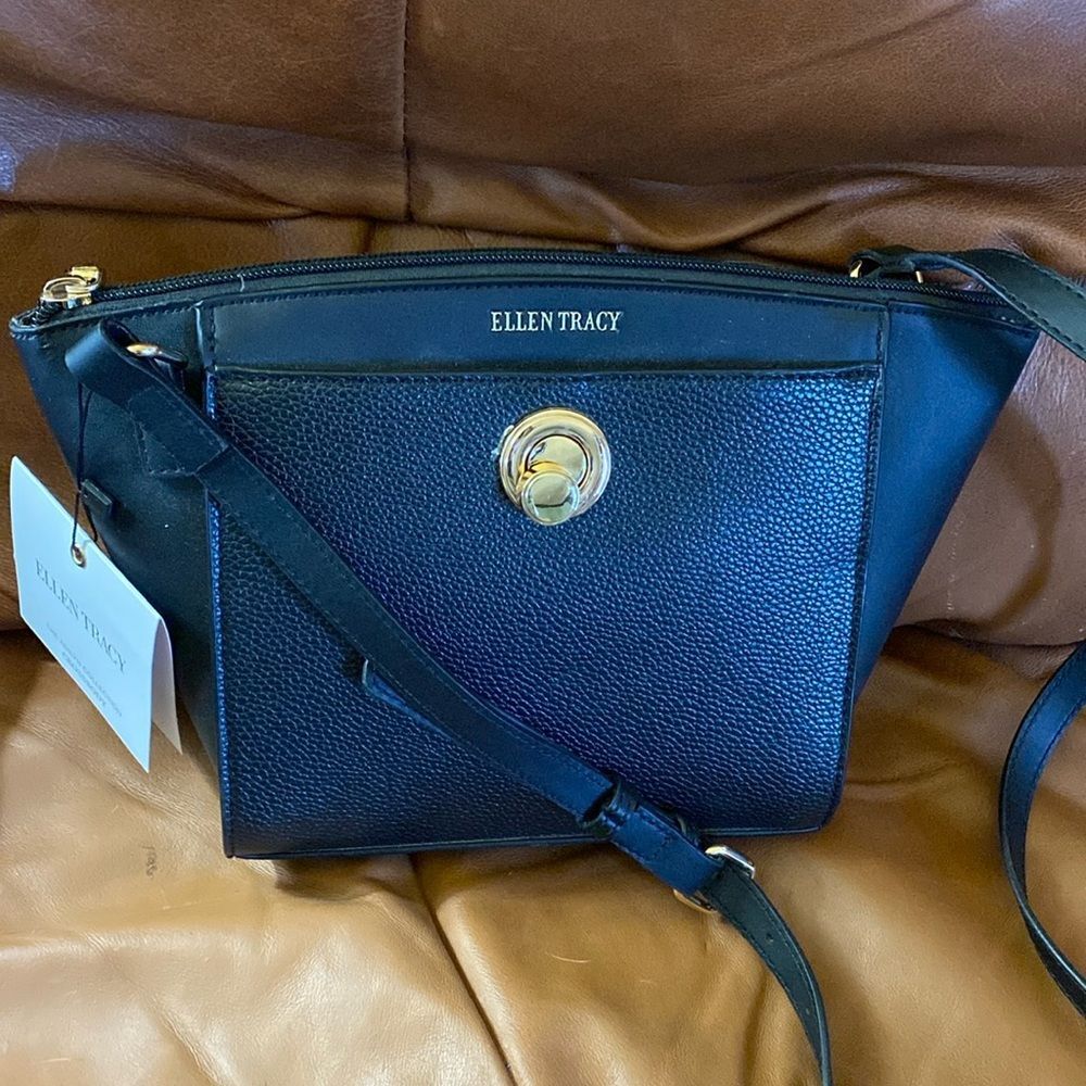NWT Ellen Tracy Black Adilyn Collection Cross Body Purse